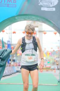 BIB: 501
                            <button type="button" onclick="openModal(21762095)" class="btn btn-primary btn-sm float-right btn-popup" data-toggle="modal" data-target=".modal-high-quality">
                        <i class="fas fa-shopping-cart"></i> Add to Cart
                    </button>
                                            <button type="button" onclick="isThisMe(21762095, true)" class="btn btn-success btn-sm float-right btn-popup btn-isme hidden" data-toggle="tooltip" data-placement="bottom" title="นี่คือรูปของคุณใช่ไหม คลิกที่นี่เพื่อเอาเข้าอัลบั้ม">
                        <i class="fas fa-plus"></i> Add to album
                    </button>
                    <button type="button" onclick="isThisMe(21762095, false)" class="btn btn-warning btn-sm float-right btn-popup btn-isnotme hidden">
                        <i class="fas fa-ban"></i> Remove from album
                    </button>